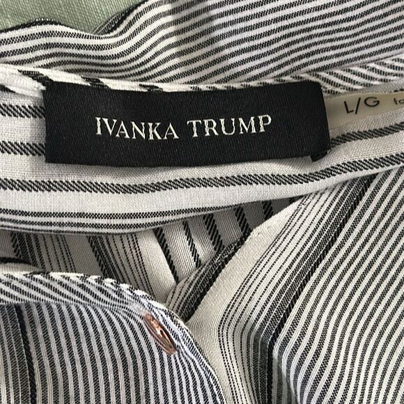 Ivanka Trump Top Size Large Bell Sleeve Stripe - Picture 9 of 10